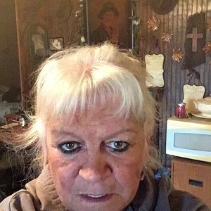 Meet your Posher, Peggy